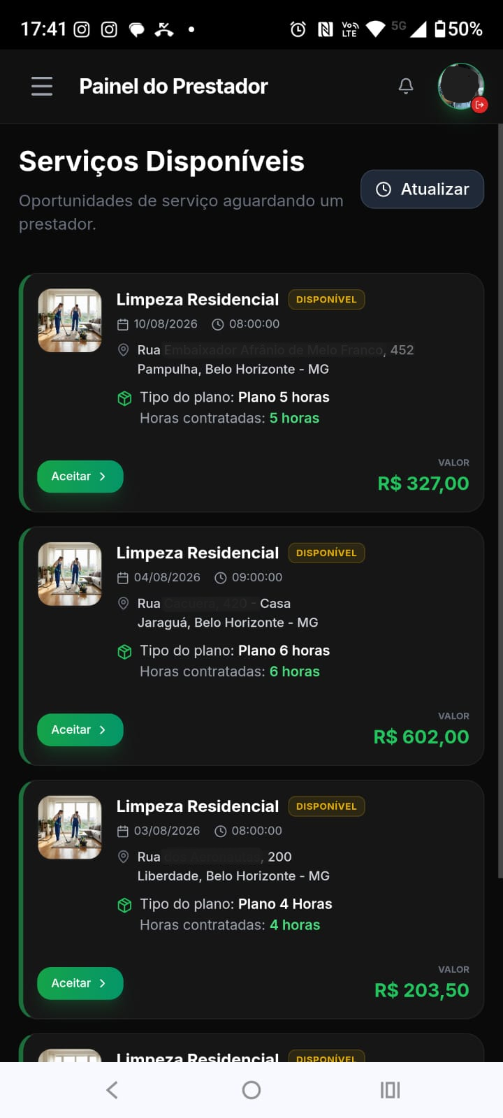 Painel do prestador AgendaService — lista de serviços disponíveis para aceitar